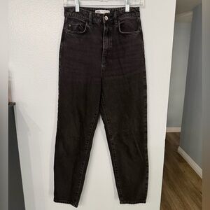 Zara black mom fit jeans, a high-waisted denim style Size 2
